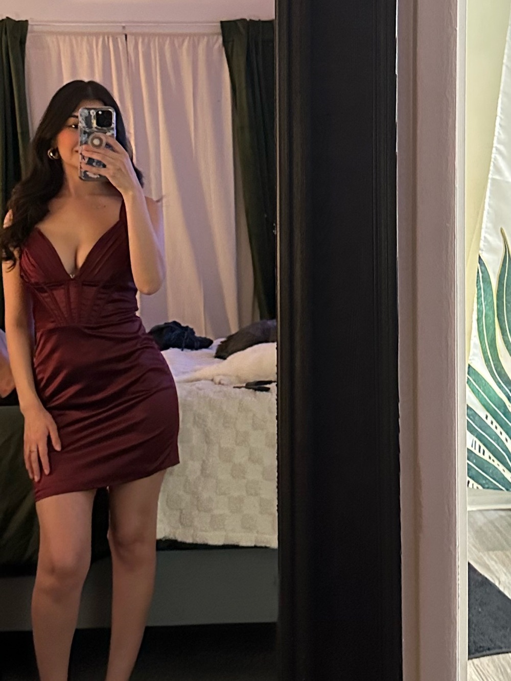 MEDIUM/SMALL Windsor Satin Burgundy V-Neck Bodycon Dress